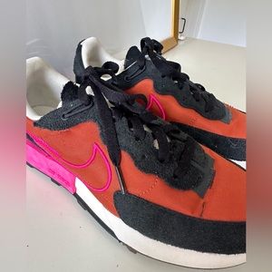 Nike Waffle One Sneaker. Size 8